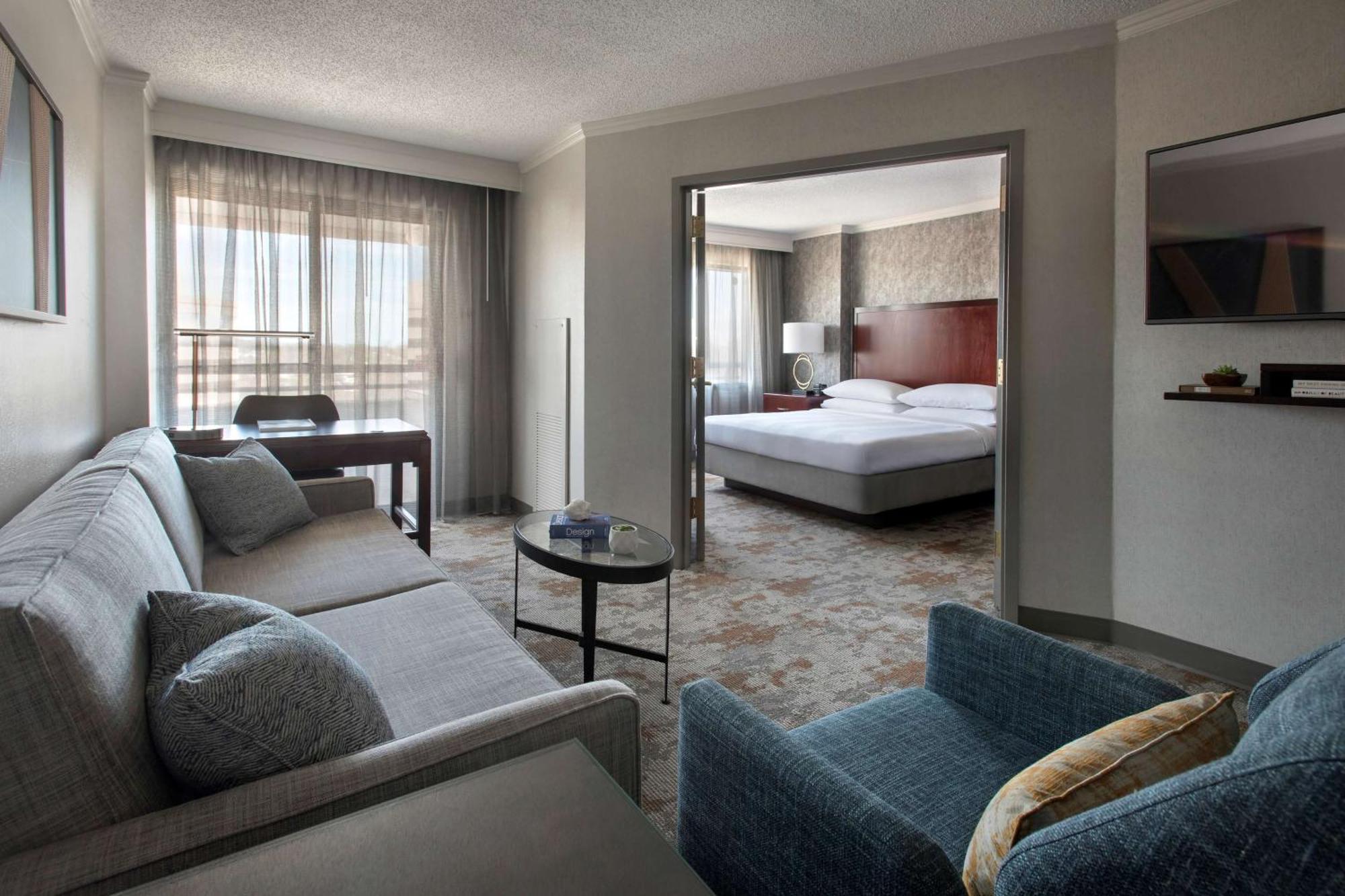 Embassy Suites By Hilton Bethesda Washington Dc Esterno foto