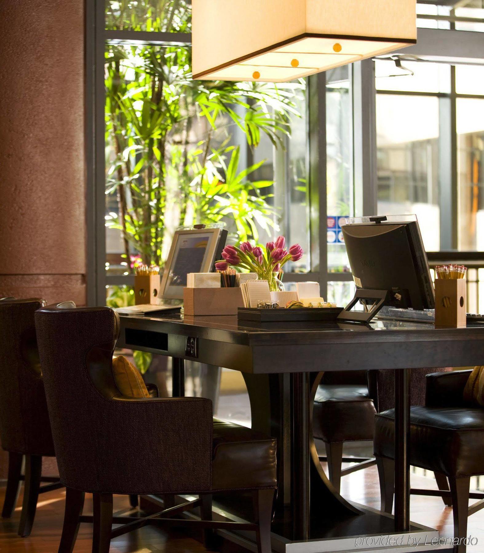 Embassy Suites By Hilton Bethesda Washington Dc Esterno foto