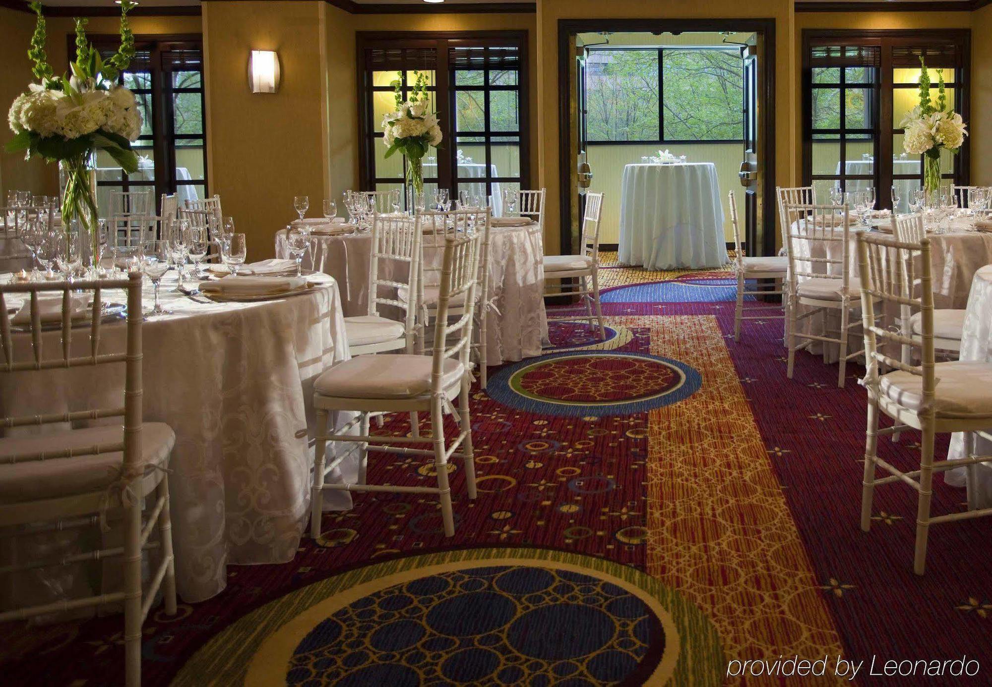 Embassy Suites By Hilton Bethesda Washington Dc Esterno foto